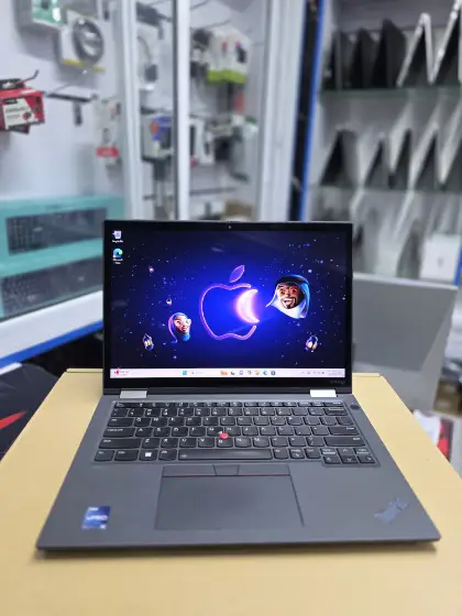 Lenovo Thinkpad x13 yoga