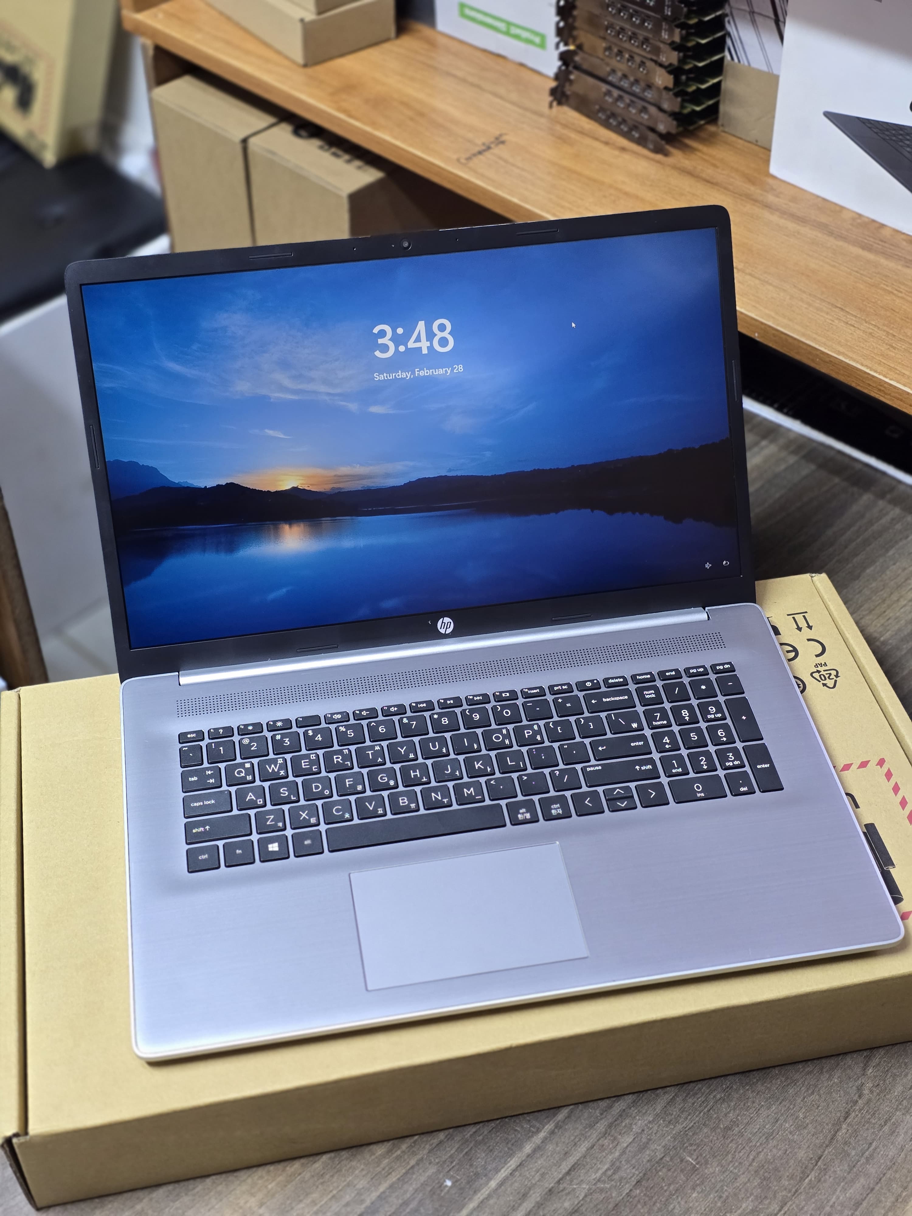 Hp Notebook 17 Ryzen Laptop image 1