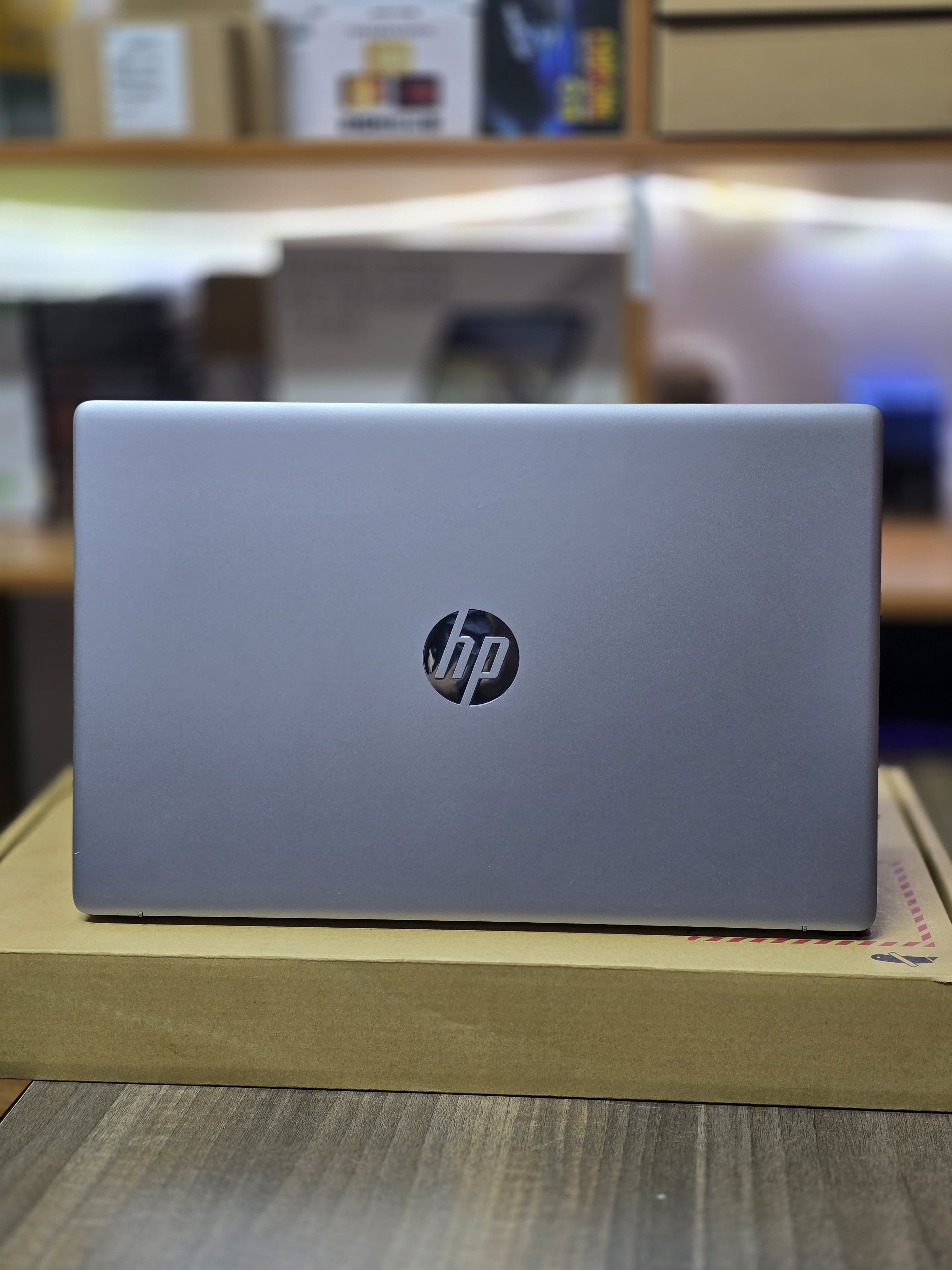 Hp Notebook 17 Ryzen Laptop image 2