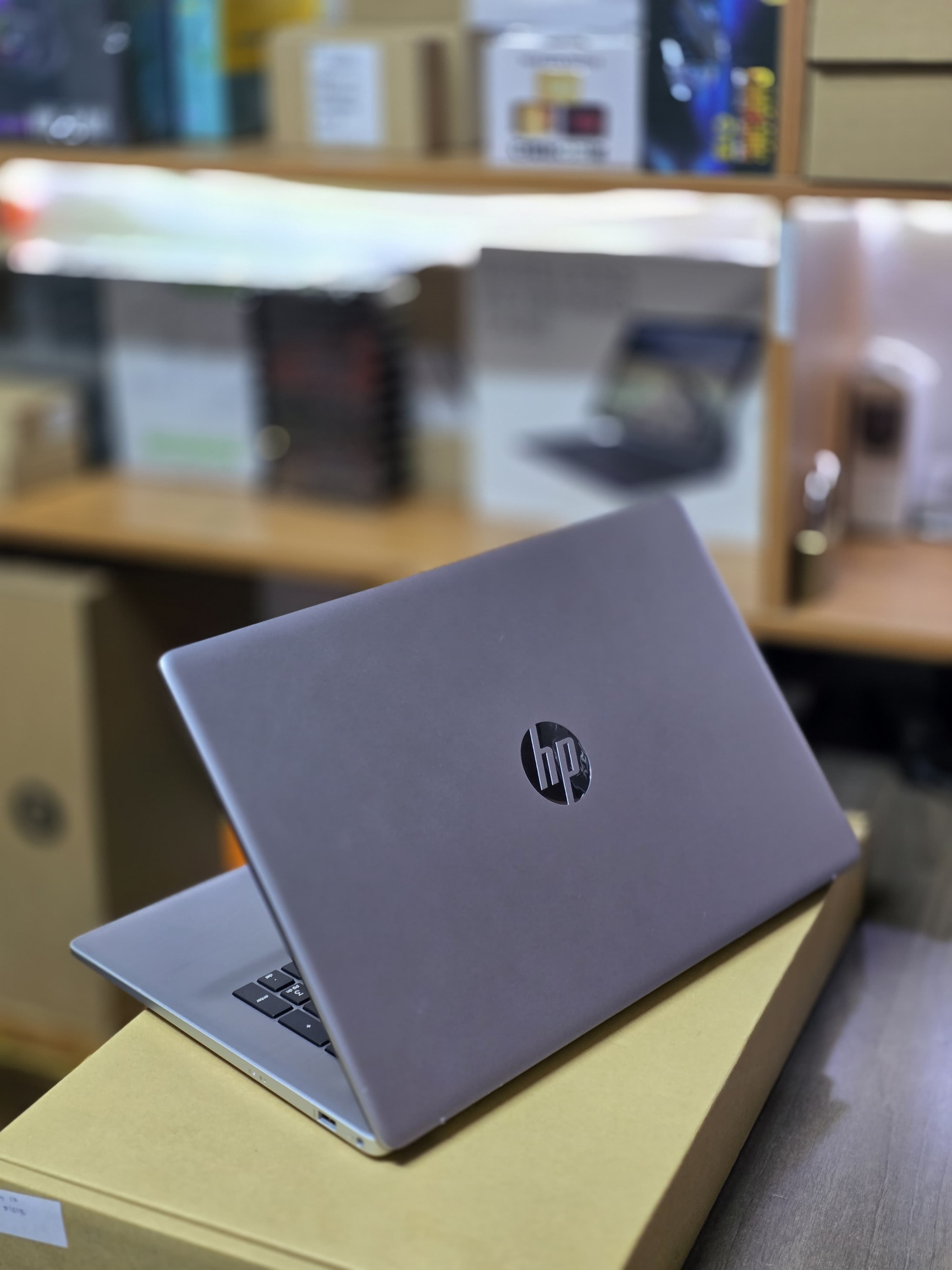 Hp Notebook 17 Ryzen Laptop image 4
