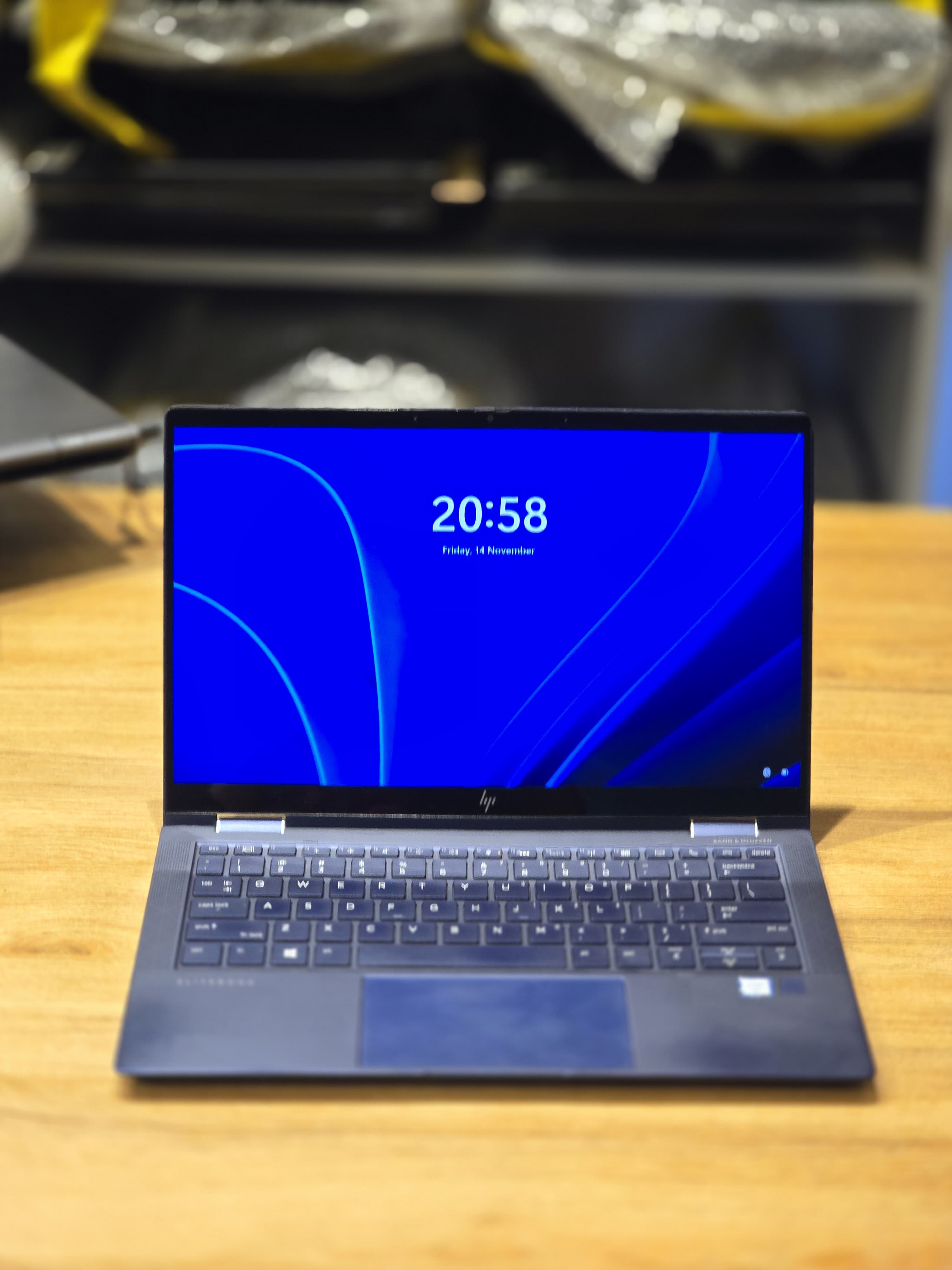 Hp dragonfly g2 image 1